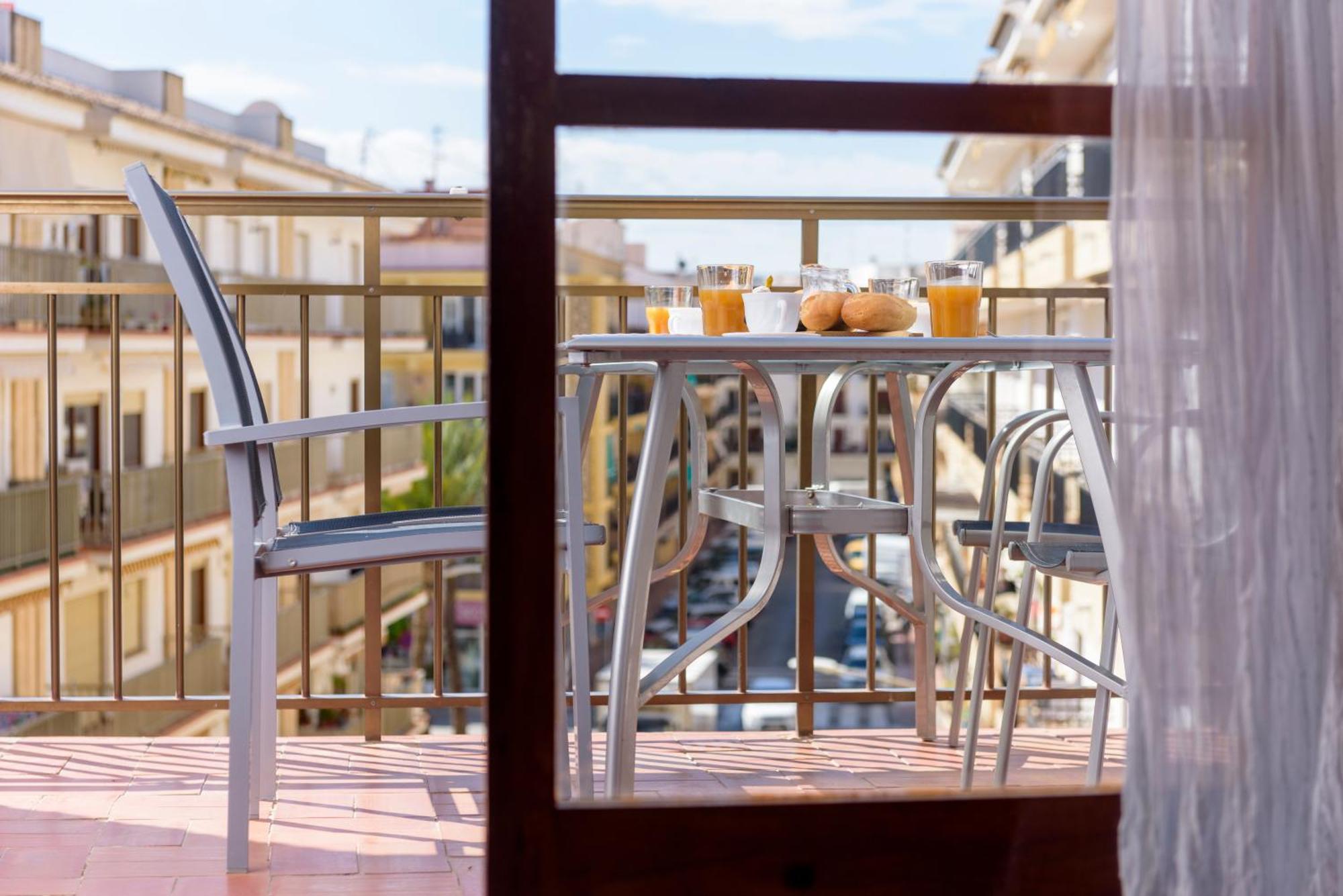Port Perfection: Your Dream Apartment By The Beach Jávea Exteriér fotografie