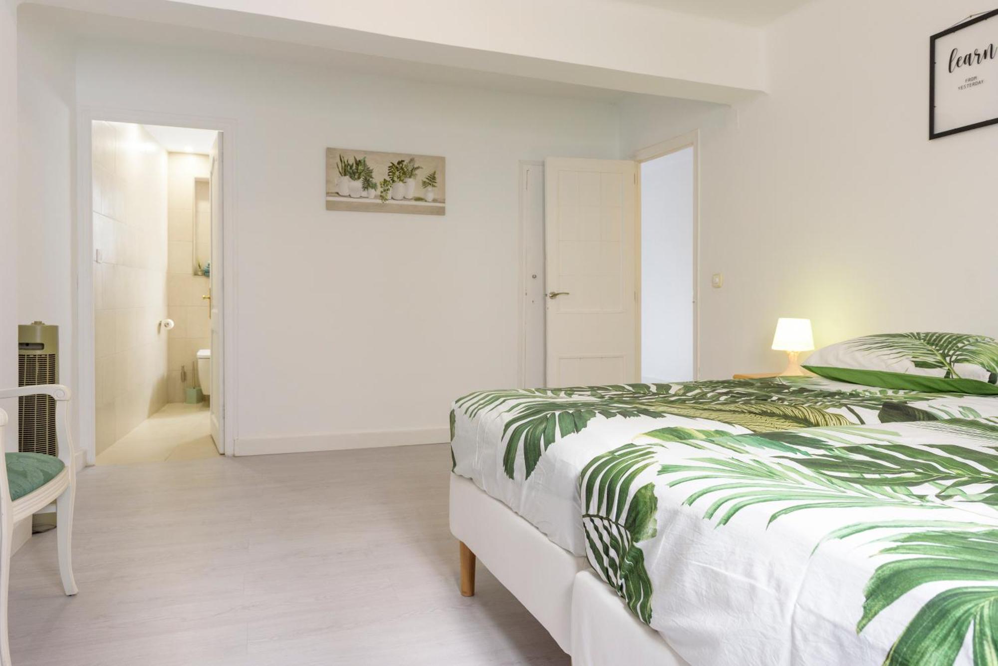 Port Perfection: Your Dream Apartment By The Beach Jávea Exteriér fotografie
